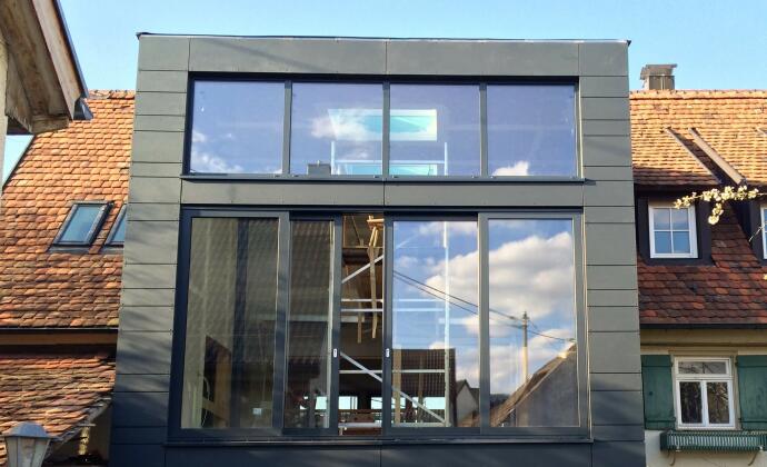 Fenster und Türen (in Schüco)